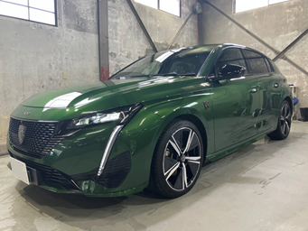 プジョー　308　ボディコーティングメンテナンスのようす