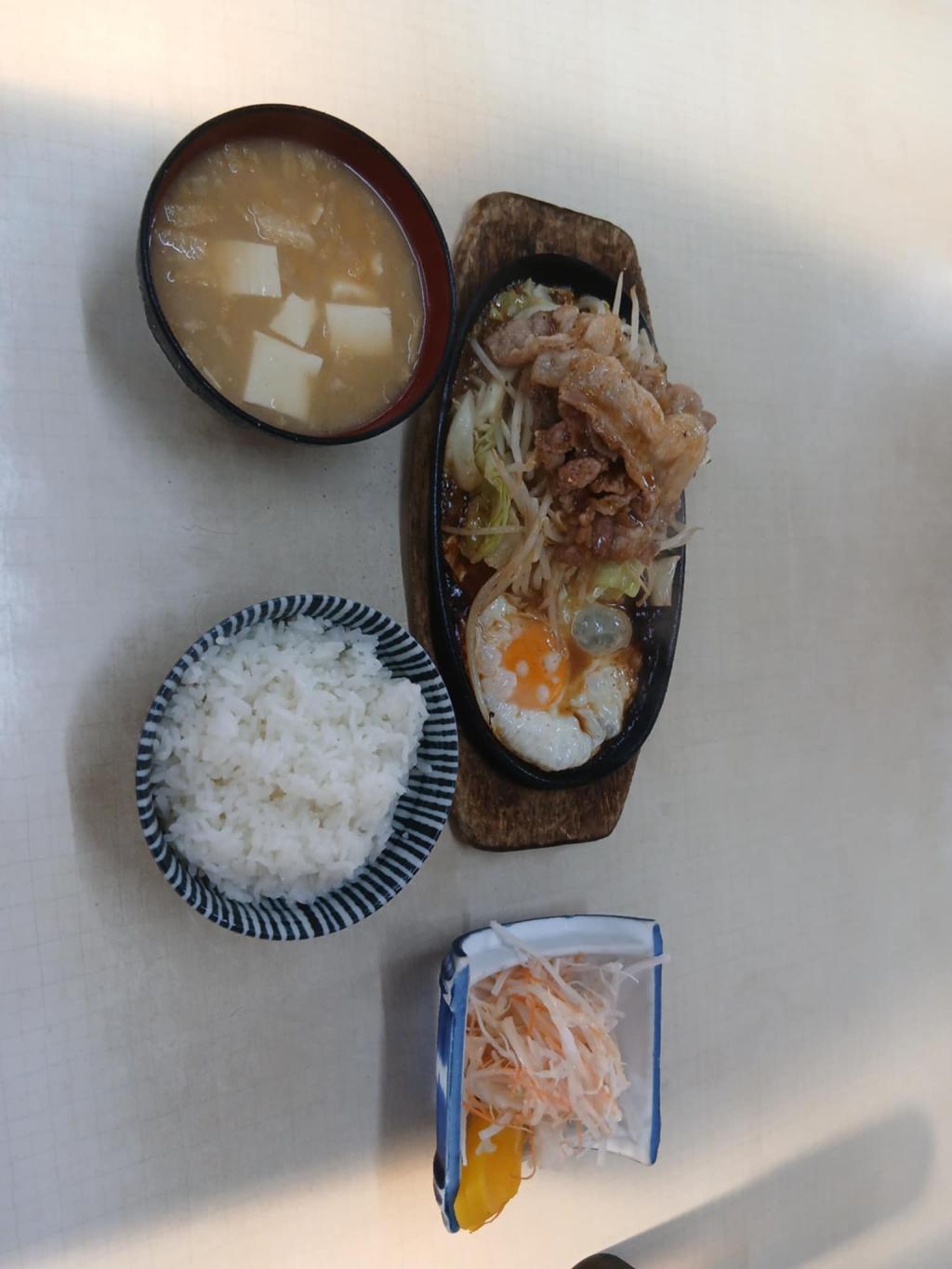 絶品定食屋さん