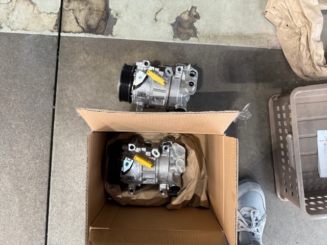 エアコンコンプレッサー異音