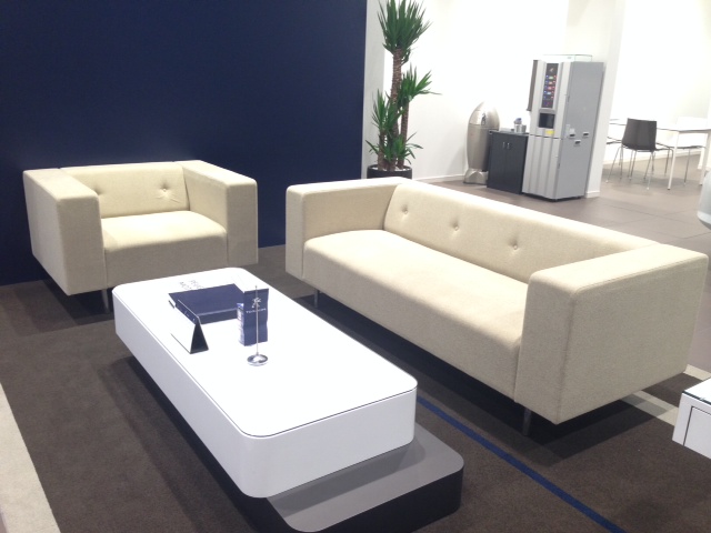 新プジョーショールームは…