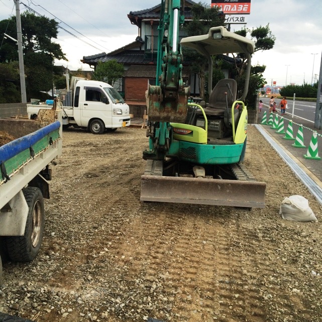 営業してます！