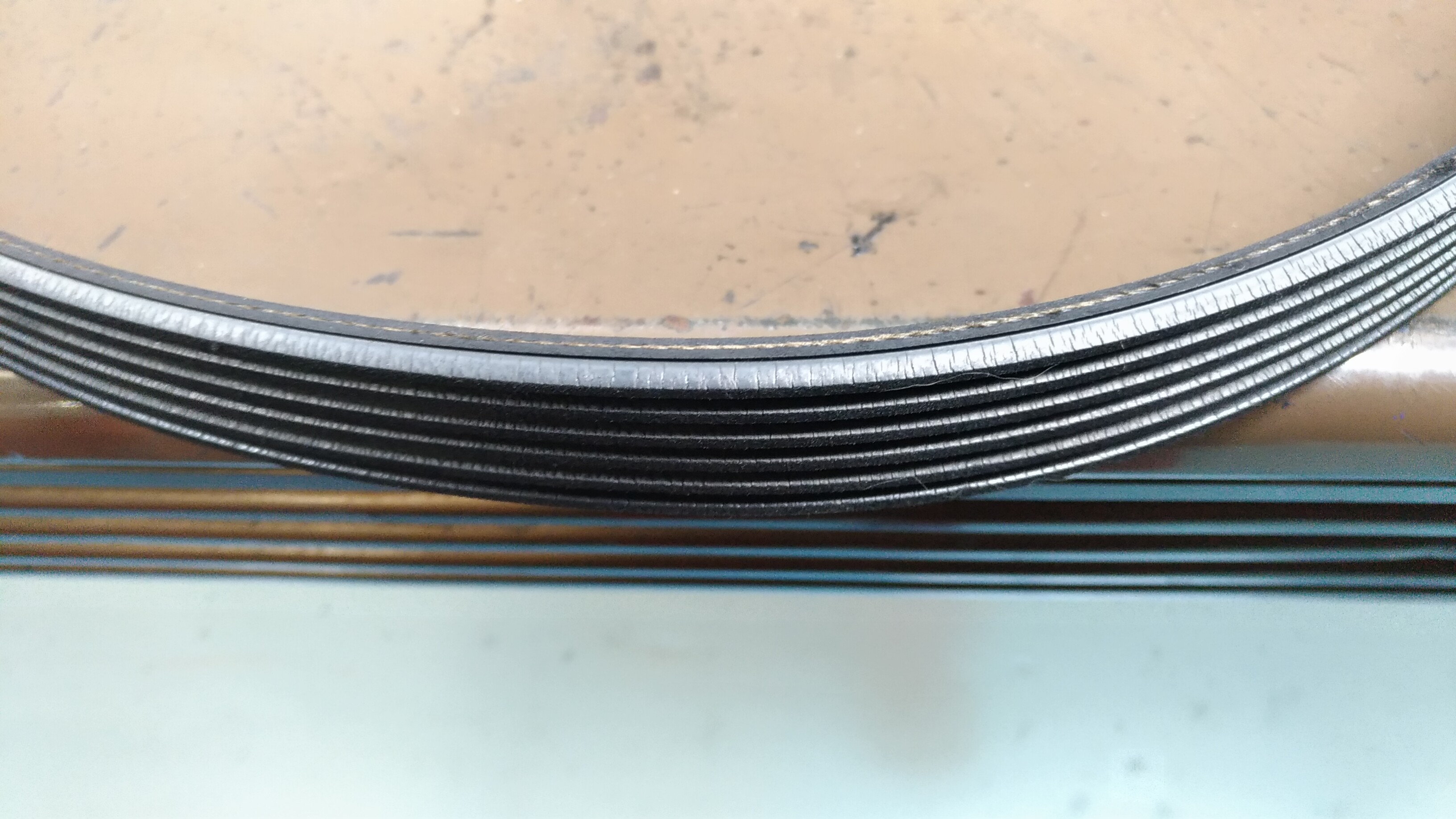 ドライブベルトの劣化