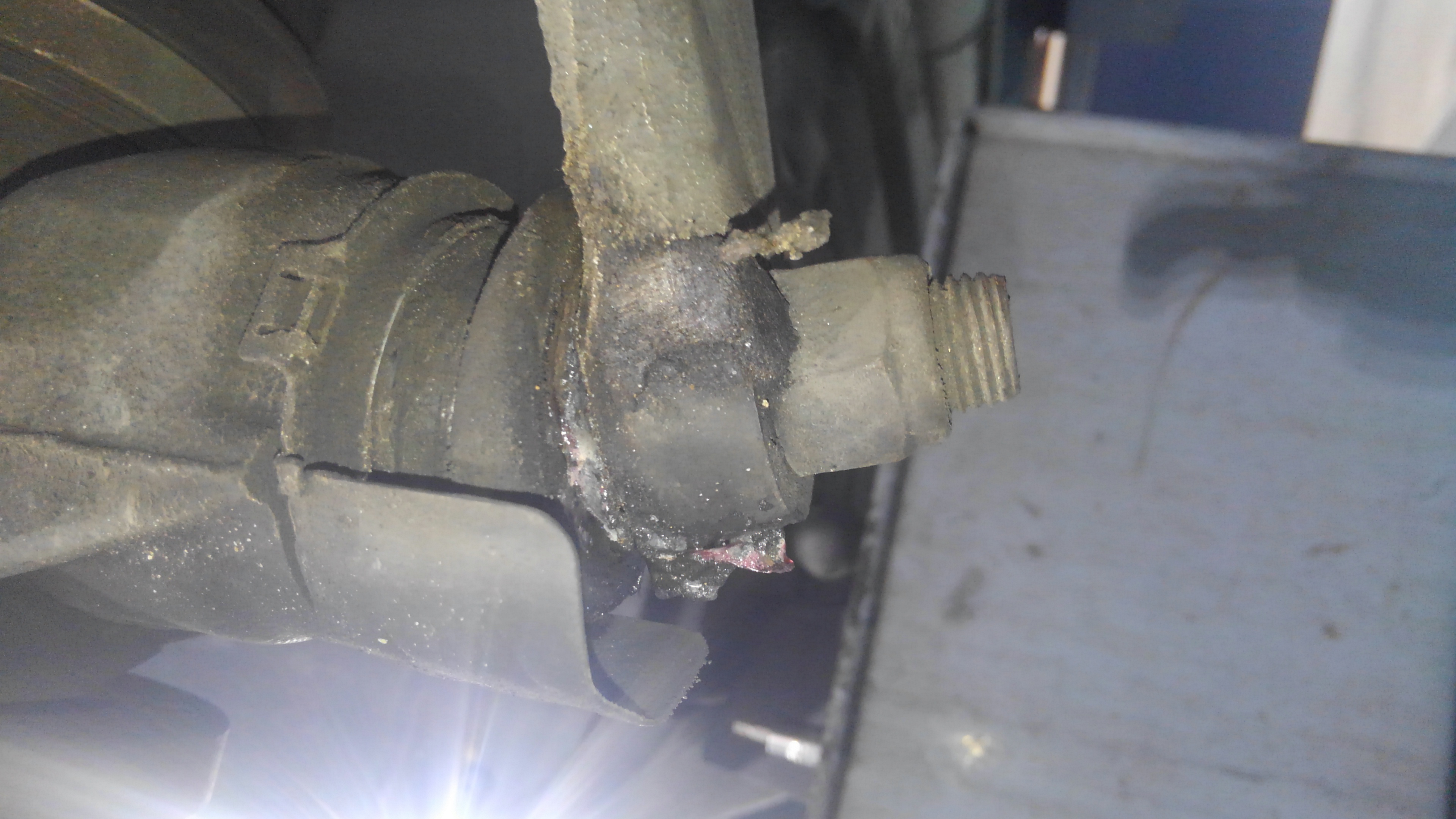 足回りからの異音