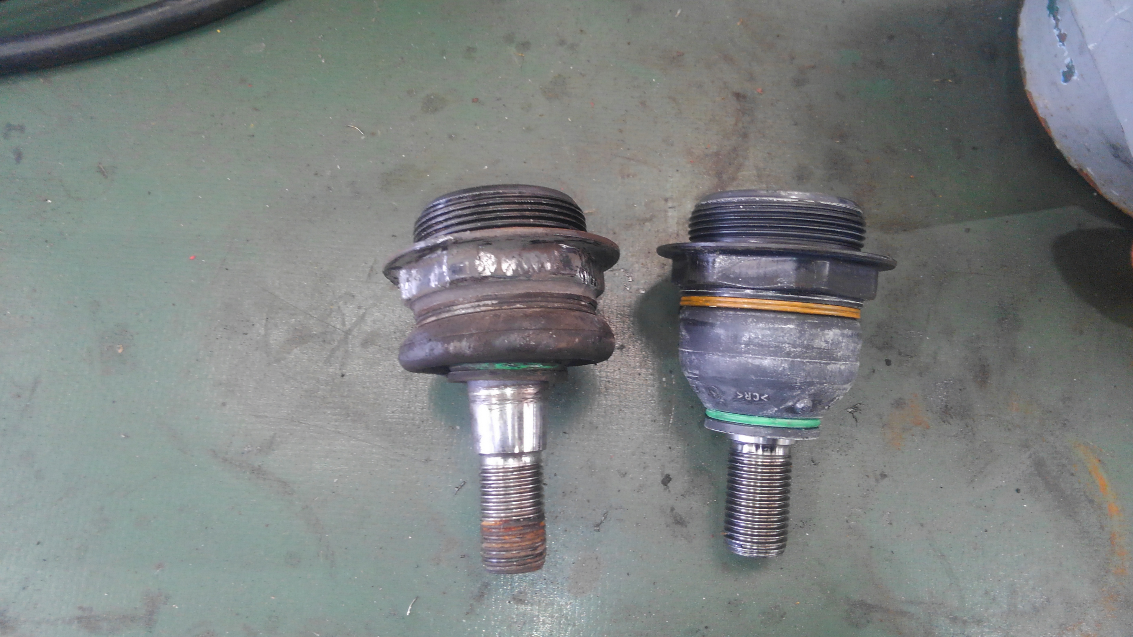 足回りからの異音