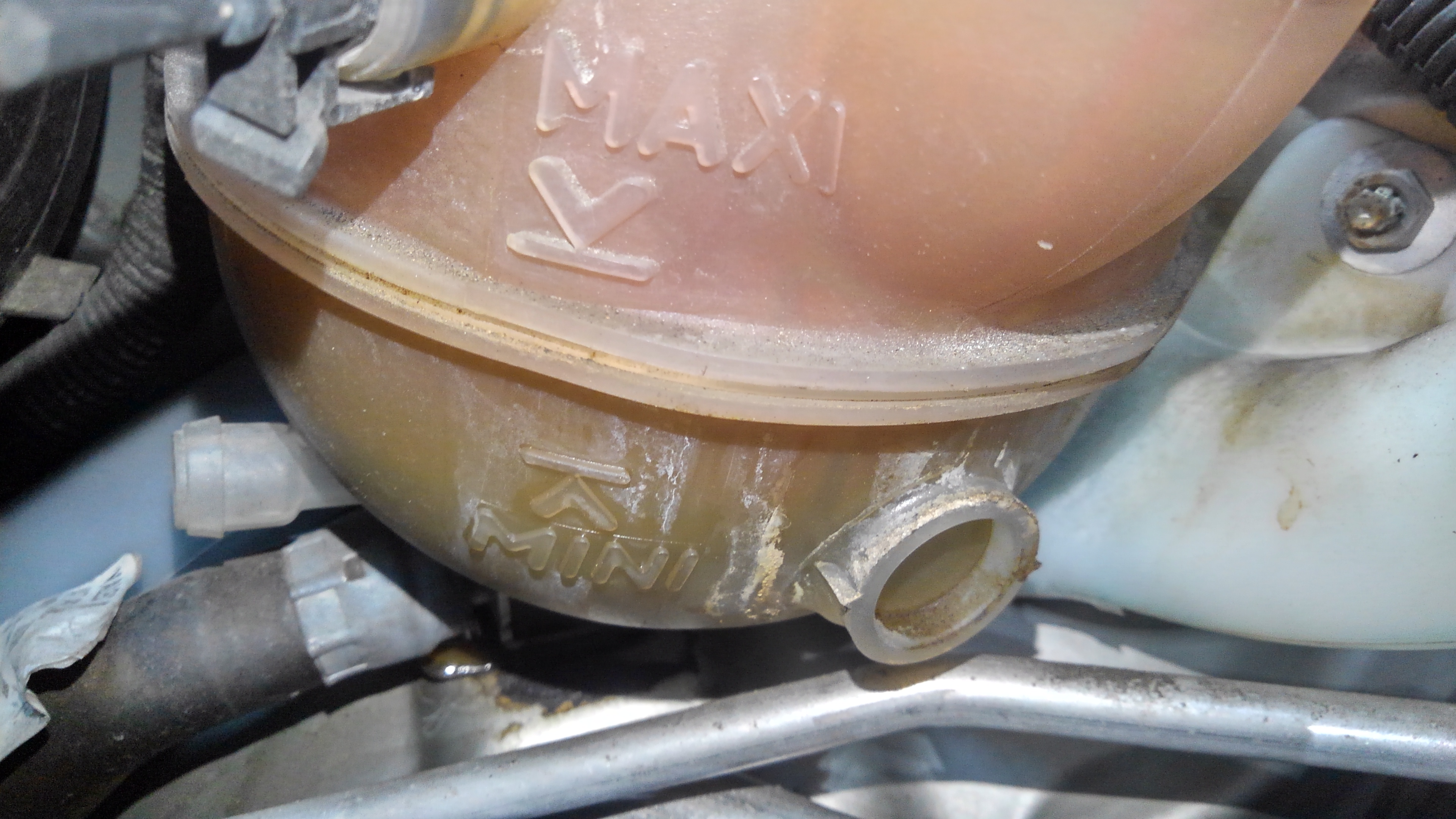 クーラント漏れ