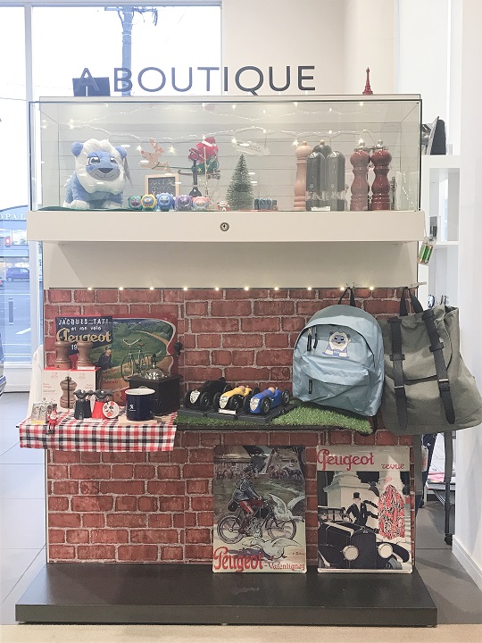 アクセサリーコーナー X'masバージョンにしました。