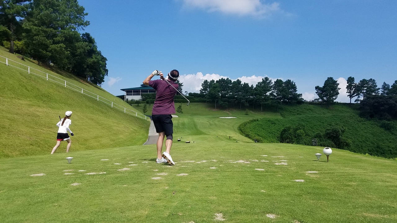 勝手にゴルフ部