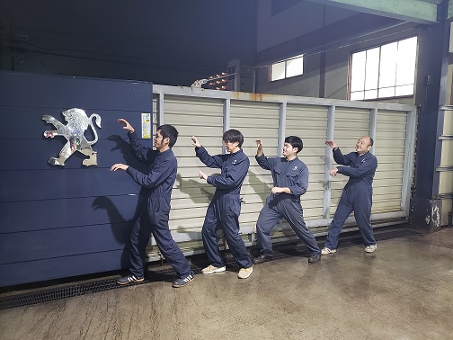 休日のお知らせ★