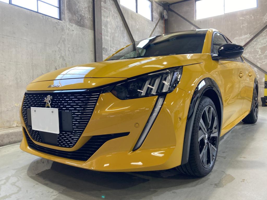 208のボディコーティングメンテナンスようす