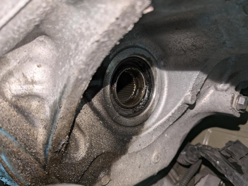 トランスミッションからのオイル漏れ