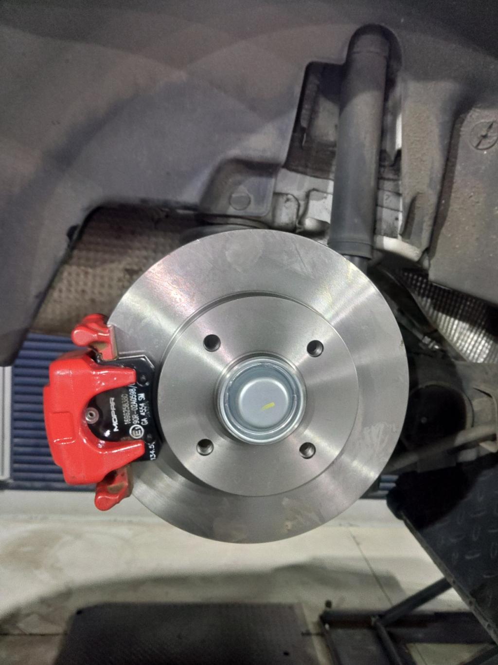 リアブレーキパッド片減り