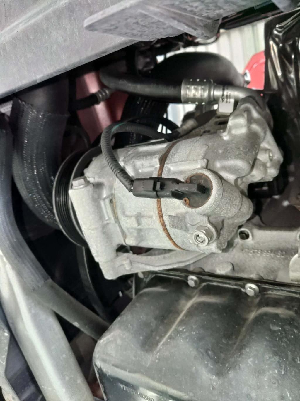 本格的に暑くなる前にエアコンの点検を！