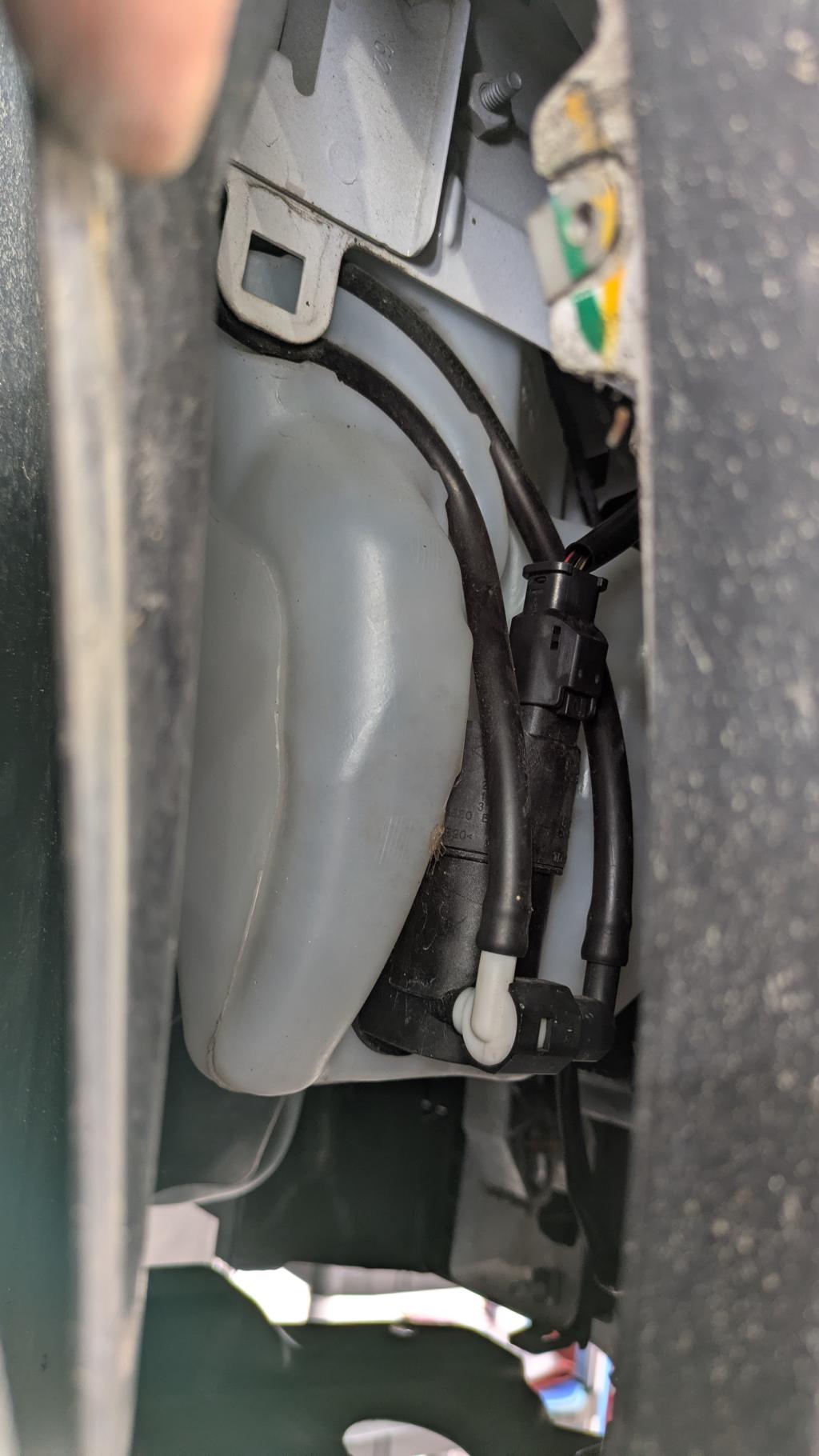 ウォッシャー液は出ますか！？